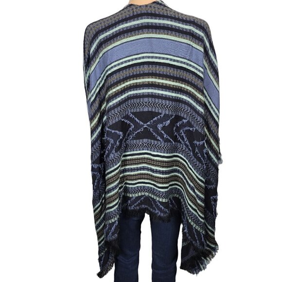 BCBG MaxAzaria Multi Media Blue Patterned Boho Fringed Shawl/Poncho Size OS - Picture 6 of 10